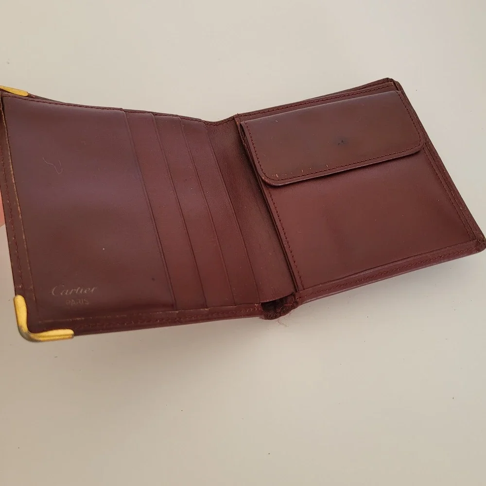 Cartier Must de Cartier Burgundy Leather Bifold Wallet Gold Corners Italy Vintag